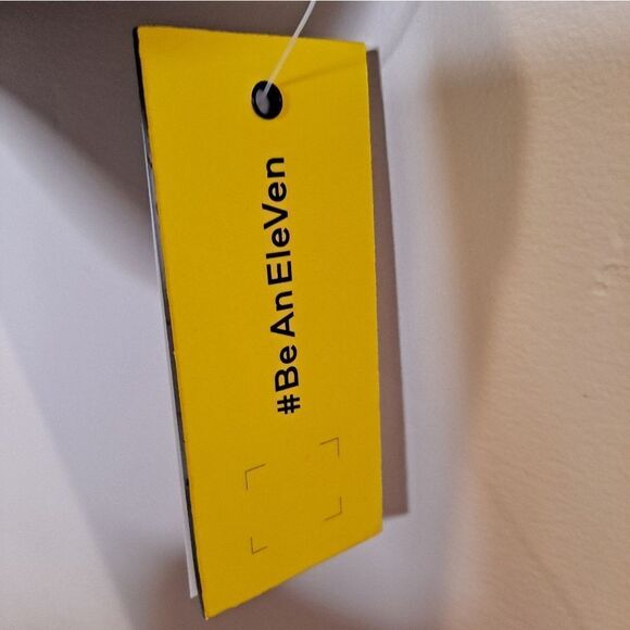 Eleven by Venus Williams Chain Print 90s Sport Bra NWT Small - Picture 3 of 9